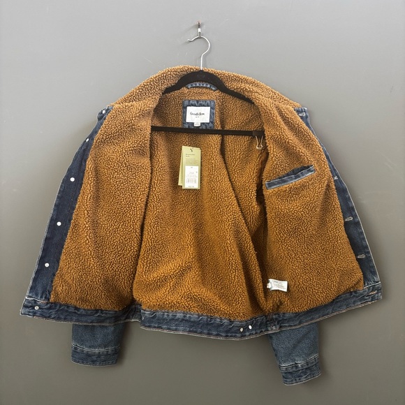 Goodfellow & Co Denim Jacket with Brown Sherpa Lining - Picture 6 of 7